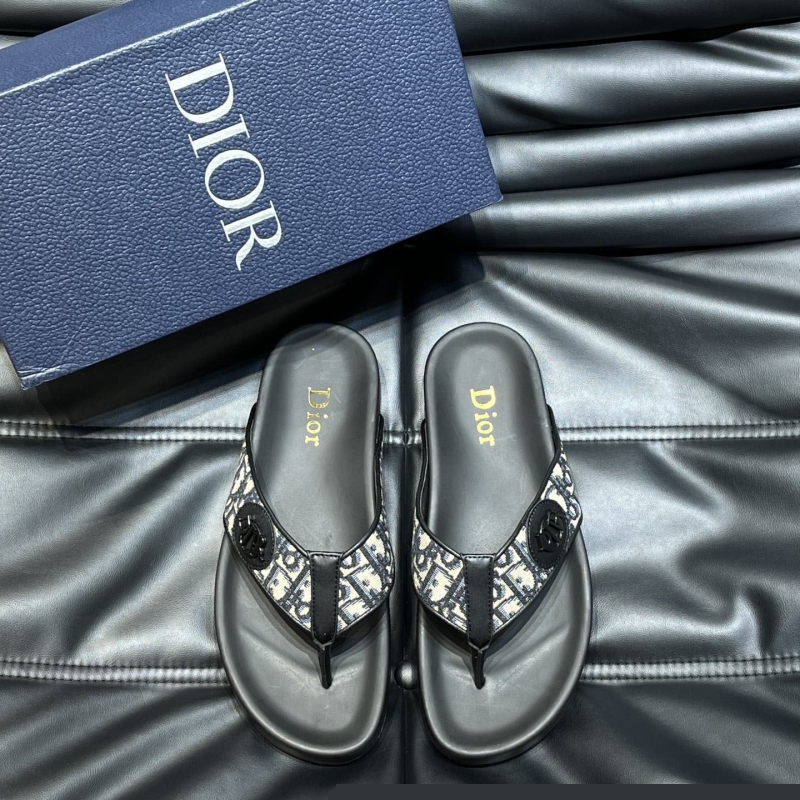 ch**an D*or slippers